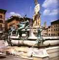 Фонтан Нептуна. 1560-1575 - Высота: 560 см. Мрамор, бронза. Флоренция. Площадь Синьории.
