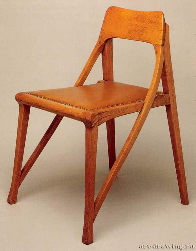 Стул для музыкальной комнаты, 1899 г. - Дерево, кожа; 80,6 х 47,5 х 45 см.