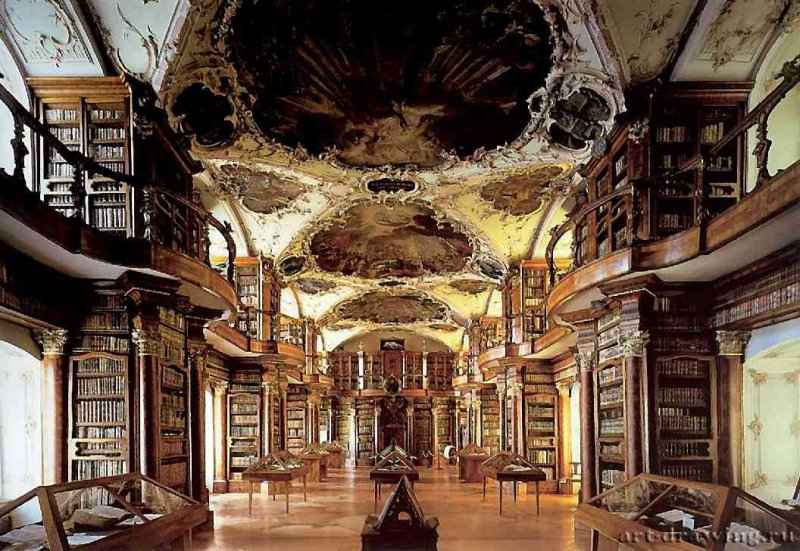 Монастырская библиотека. Резьба по дереву Габриэля Лозера. Закончена в 1766 - Санкт-Галлен. Швейцария. Библиотека насчитывала более чем две тысячи рукописей и несколько сотен тысяч томов. Лепные украшения были выполнены Иоганном Георгом и Маттиасом Гиглем из Вессобрунна, а резьба по дереву - монахом братом Габриэлем Лозером.