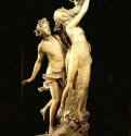 Аполлон и Дафна. 1622-1625 - Высота 243 см. Мрамор. Рим. Галерея Боргезе. Италия.