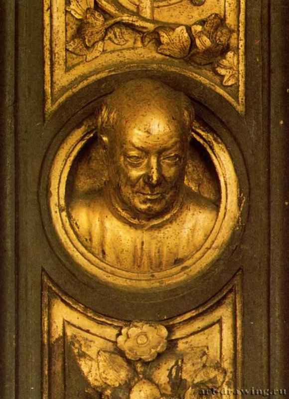 Врата рая. Барельеф головы Лоренцо Гиберти. 1425 - Флоренция. Баптистерий.