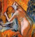 После ванны. Женщина, сушащая волосы, 1903 г. - Бумага, пастель, черный мел. Частное собрание. Франция.