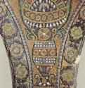 Внутреннее убранство мечети Купол скалы в Иерусалиме: ваза с орнаментом в виде листьев аканта. 691 - Мозаика из смальты, перламутр, полудрагоценные камниБлижний ВостокИерусалим. Мечеть Купол скалыПостроена халифом Абд аль-Маликом (685-705)