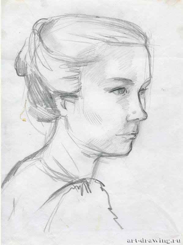 Портрет девушки, 2012 г. - Карандаш, бумага; 19,4 x 25,95 см. Частная коллекция. Москва. Россия.